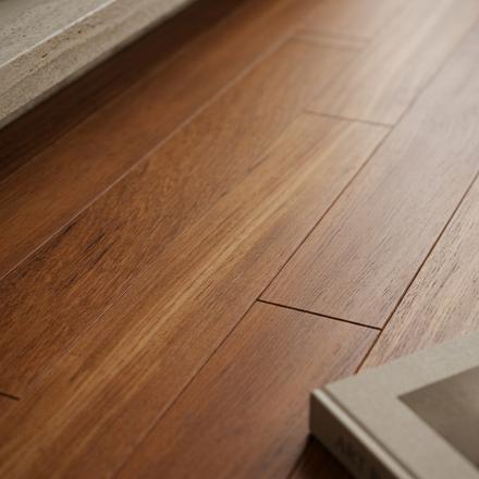 KG. Teak UV 3